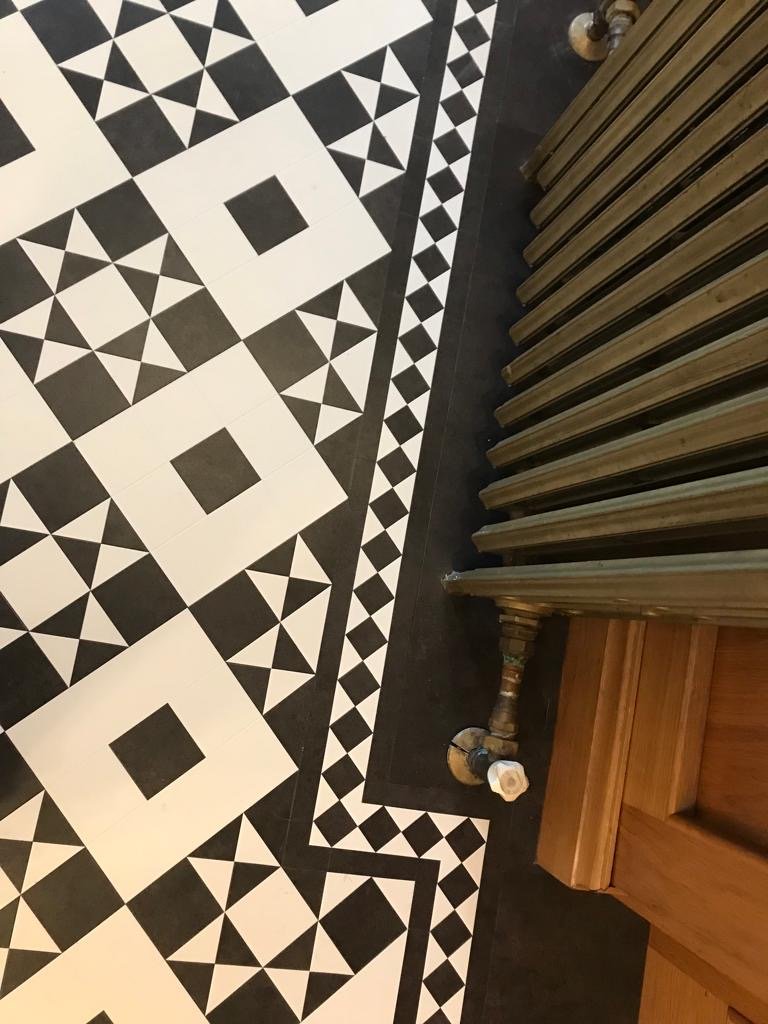 Karndean – Sheet Vinyl (1) Karndean - Sheet Vinyl (1)
